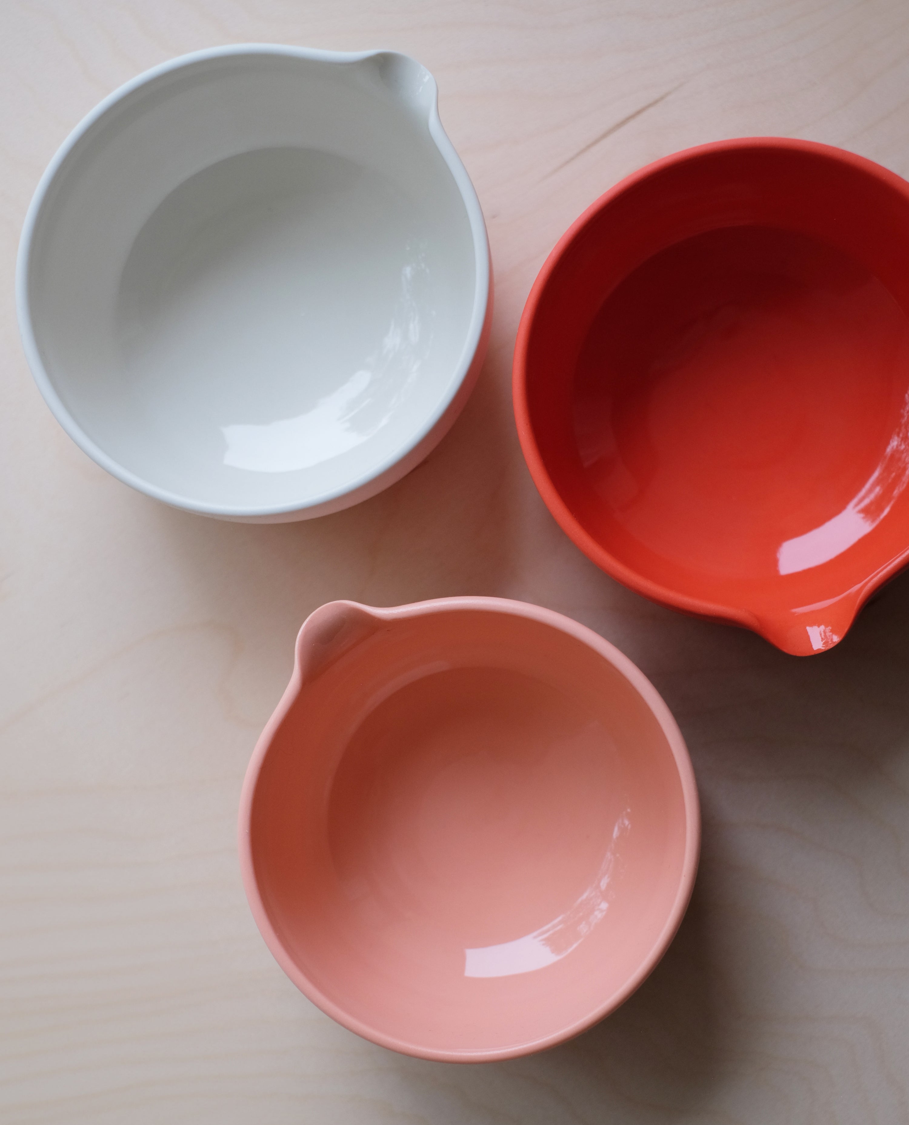 MATCHASCHALE MIT AUSGUSS